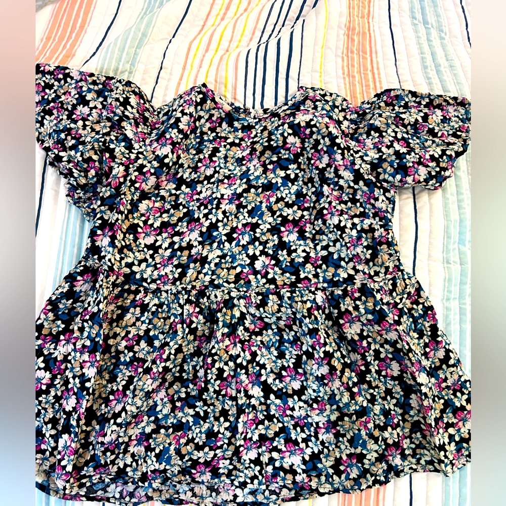 Women's shirt